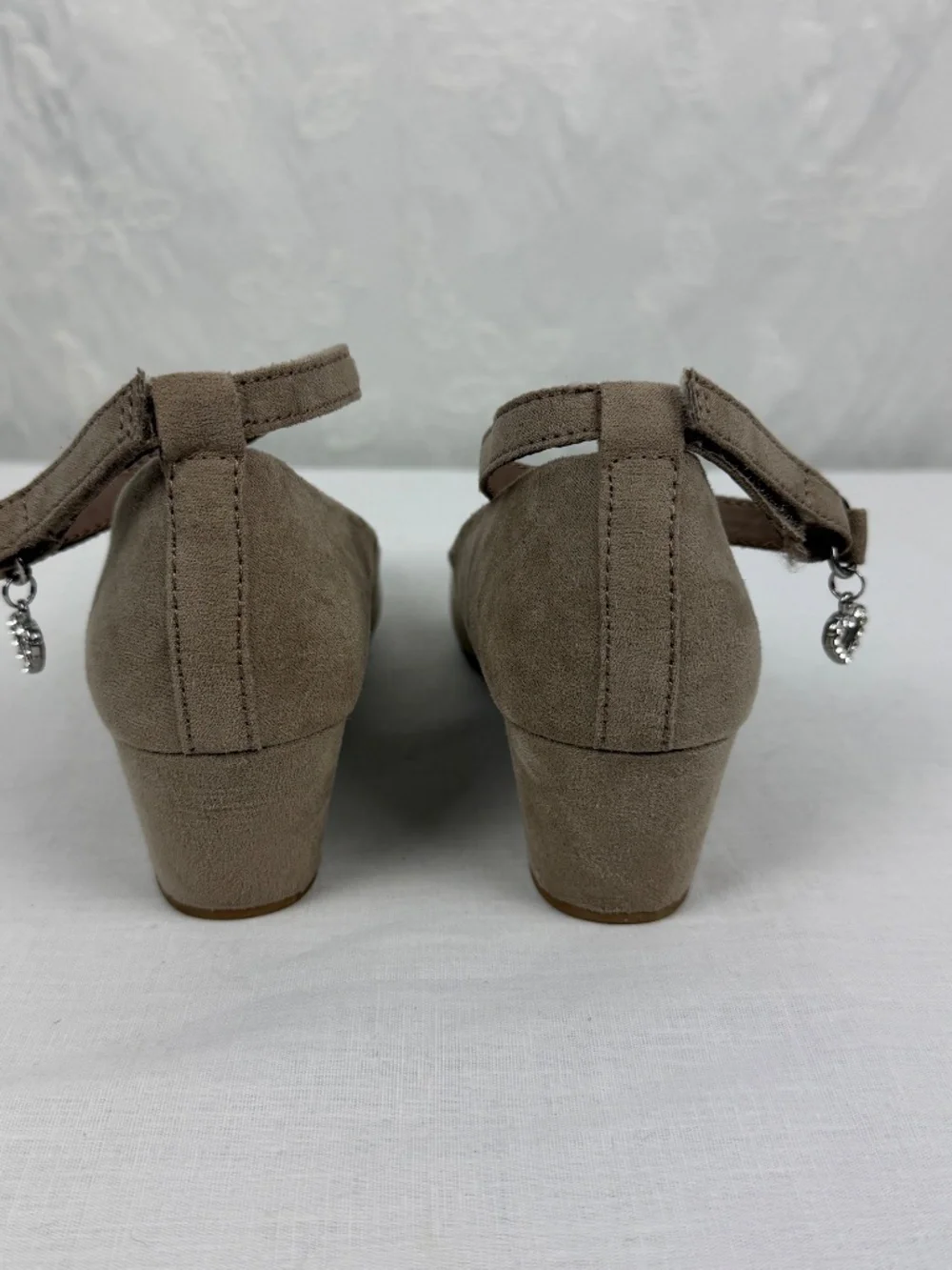 POP Girls Taupe Suede Wedge Mary Jane Shoes Size 4 Big Kid
